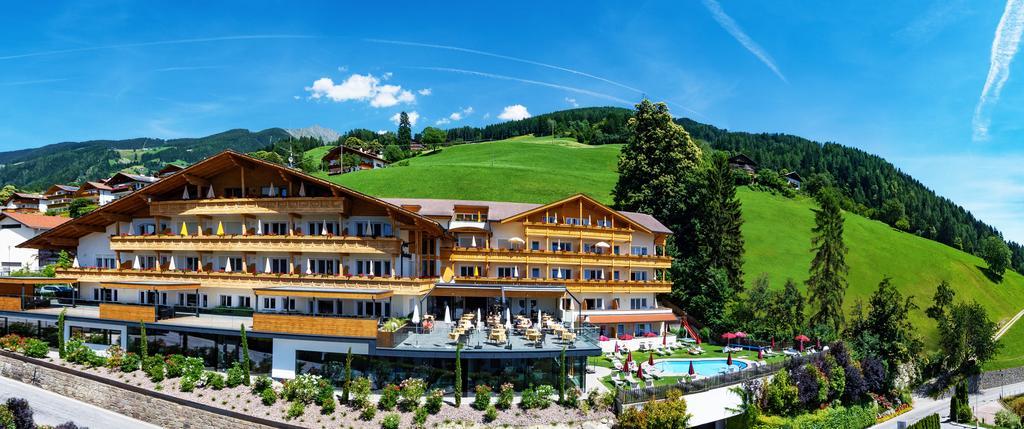 Hotel Fürstenhof Schenna Exterior foto